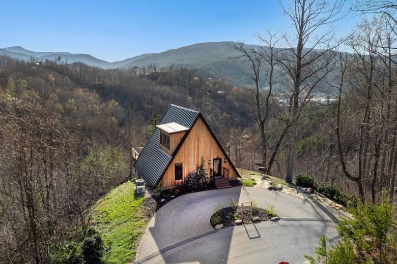 5 Most Unique and Affordable Cabin Rentals in America
